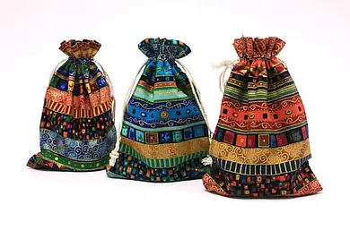 Шкатулки, мешочки