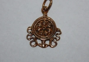 Амулет Колесо Дхарми бронза.