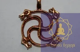 Амулет Змеевик бронза.