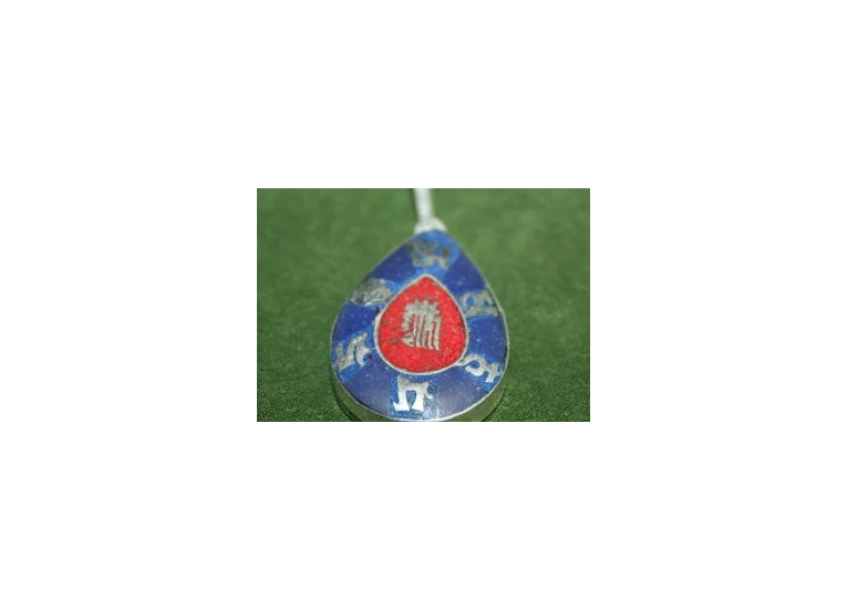 Тибетский амулет Ом #1 (Ом Мани Падме Хум)