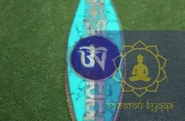 Тибетский амулет Ом #9 (Ом Мани Падме Хум)