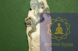 Фигурка из бивня мамонта - монах