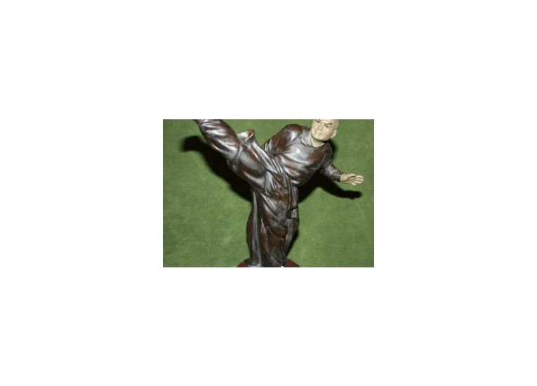 Мастер Кун-фу керамика