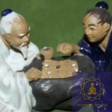 Мудрецы играющие в игру Го керамика