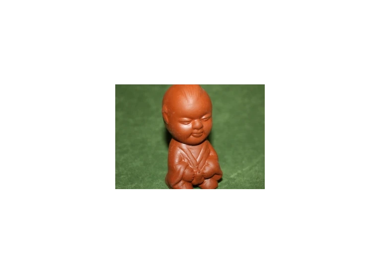 Чайна іграшка.