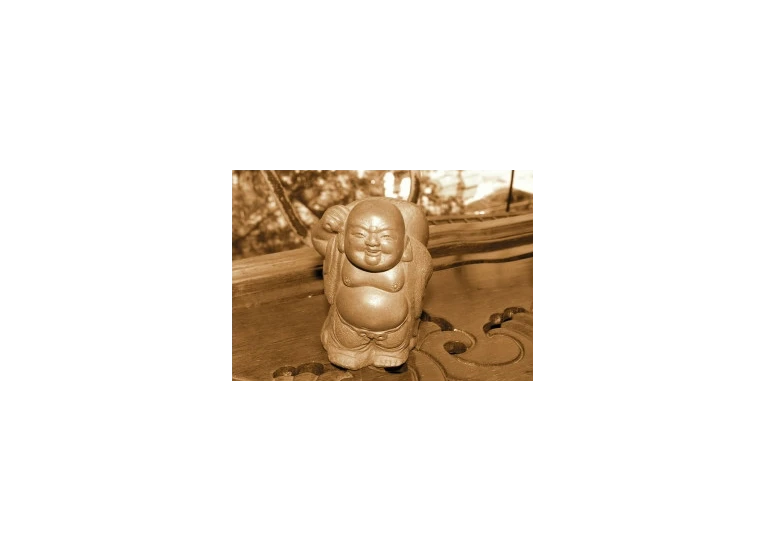 Чайна іграшка.