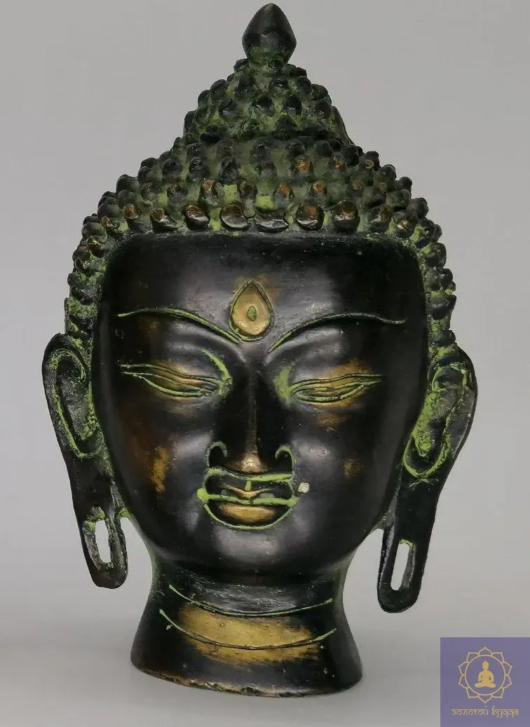 Будды голова