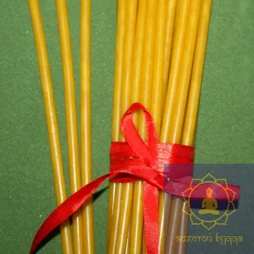 Свечи восковые.