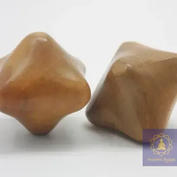 Дерев'яний масажер ромб алойне дерево