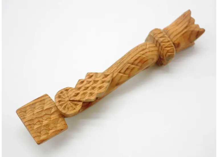 Ложка ритуальная деревянная