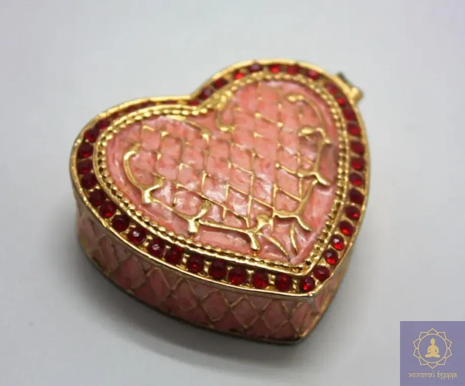 Шкатулка позолота сердце
