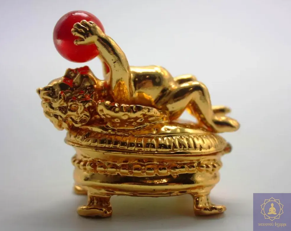 Шкатулка позолота Амурчики