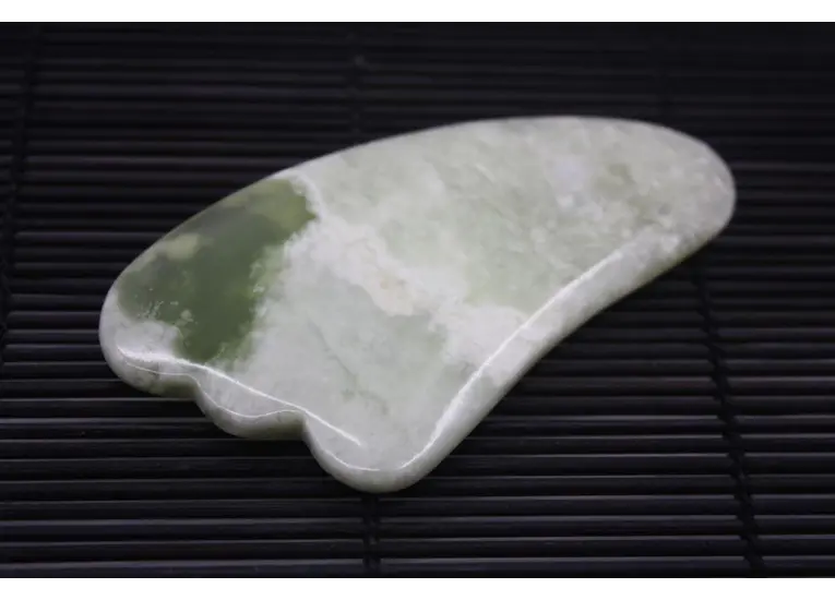 Скребок Гуаша нефрит облачный лапа 3-х палая