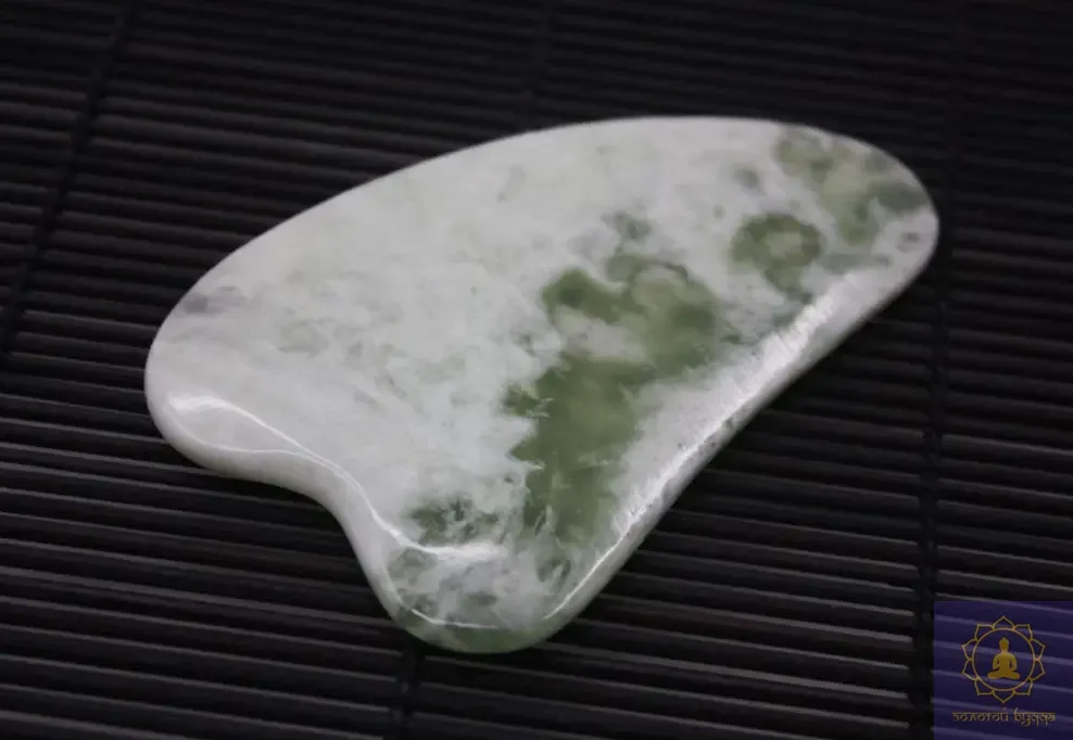 Скребок Гуаша нефрит облачный 2-х палый