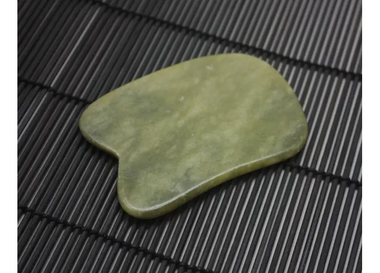 Скребок Гуаша нефрит Жад овал