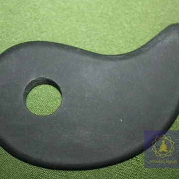 Гуаша скребок шунгіт Бянь Ши крапля з отвором