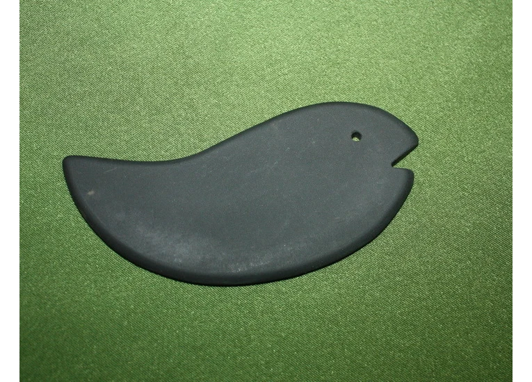 Массажер шунгит Гуаша птичка