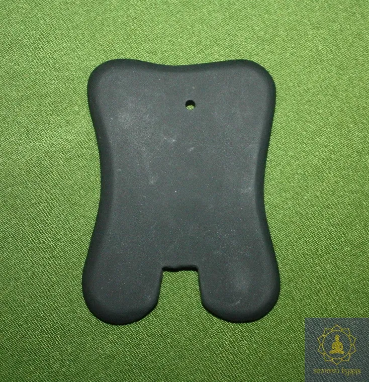 Скребок шунгіт Гуаша Бянь Ши майка