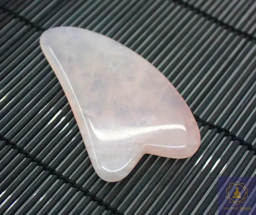 Скребок Гуаша рожевий кварц, лапка мала