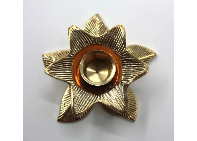 Подсвечник латунь, лотос.