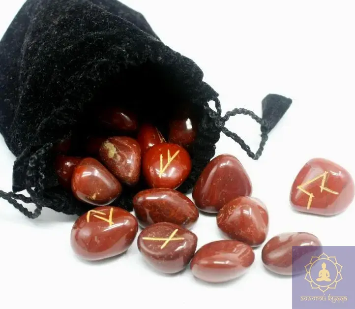 Руны из натурального камня Сердолик