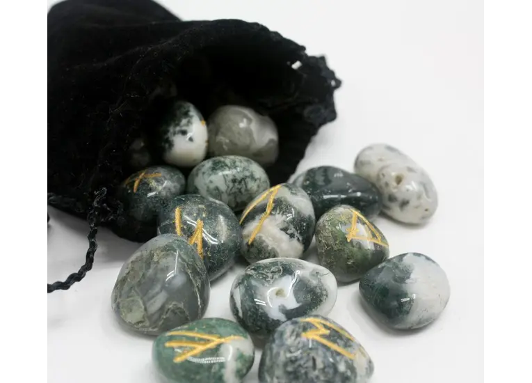 Руны из натурального камня Яшма.