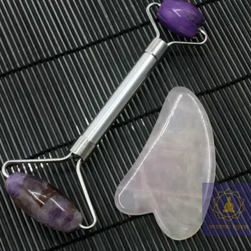 Массажный набор Гуа-ша, аметистовый ролик и скребок из розового кварца.