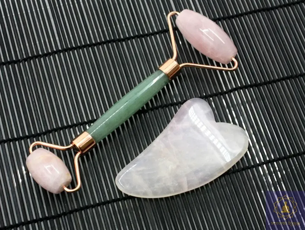 Массажный набор Гуа-ша, ролик и скребок.