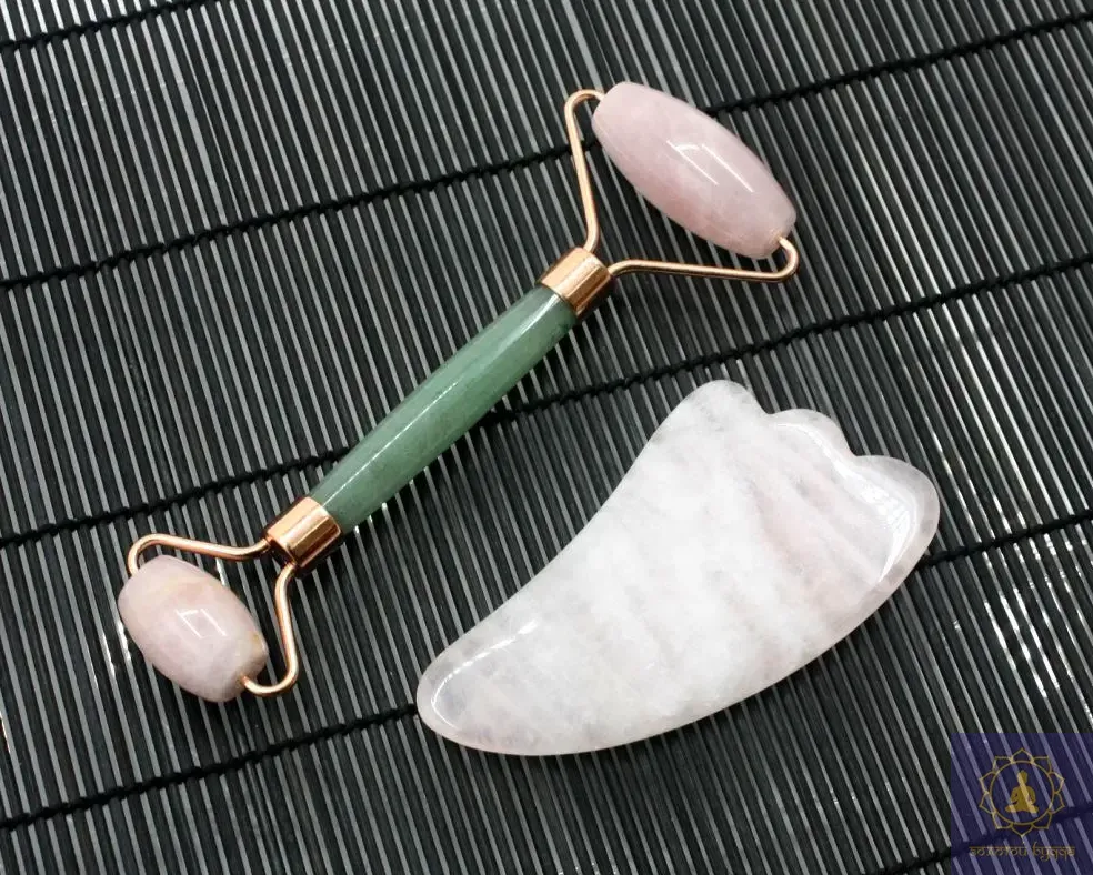 Массажный набор Гуа-ша, ролик и скребок.