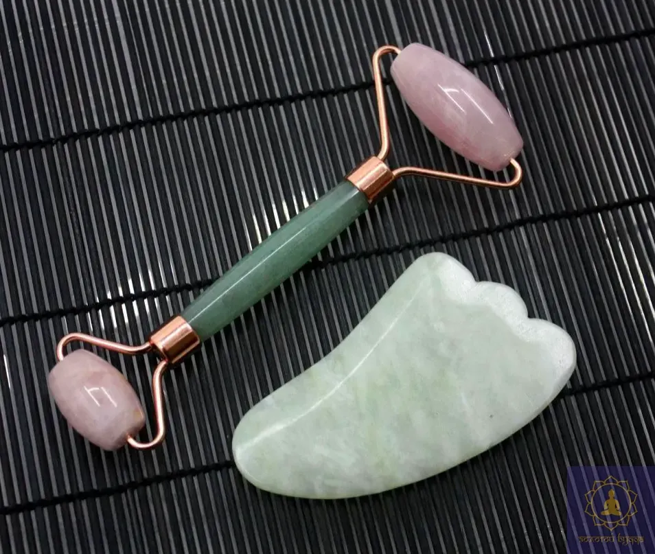 Масажний набір Гуа-ша, роллер та скребок.