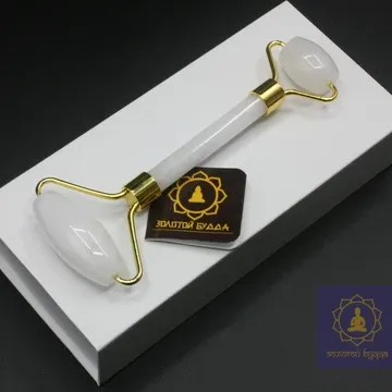 Ролик массажный из белого нефрита.