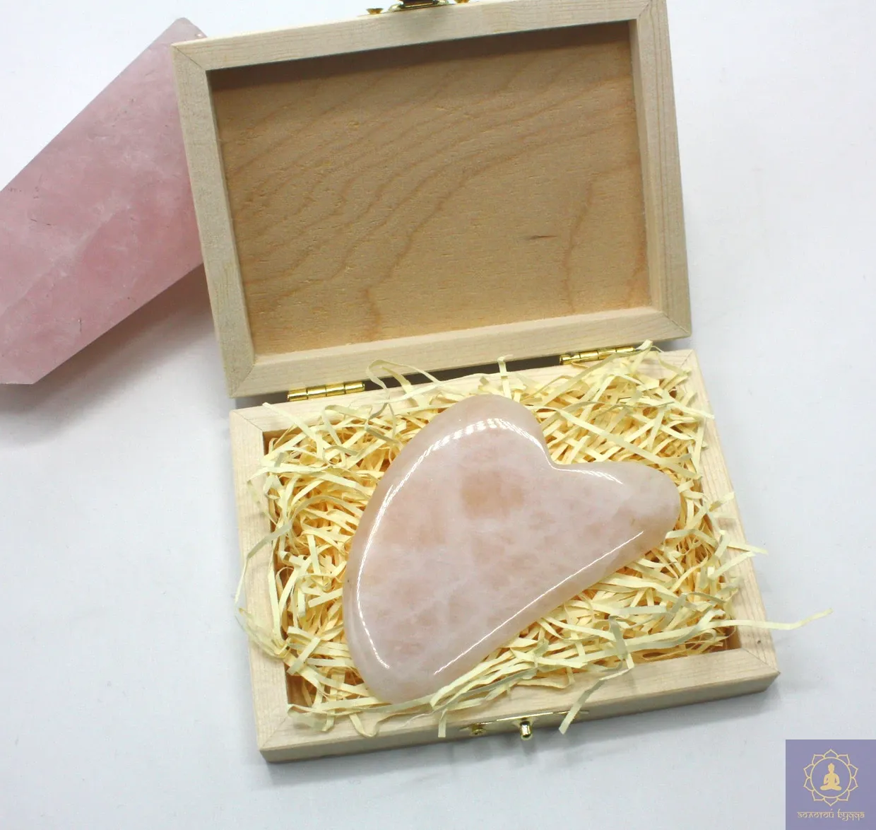 Масажер гуаша кварц серце в подарунковій упаковці