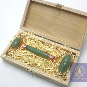 Массажер гуаша, ролик из нефрита.