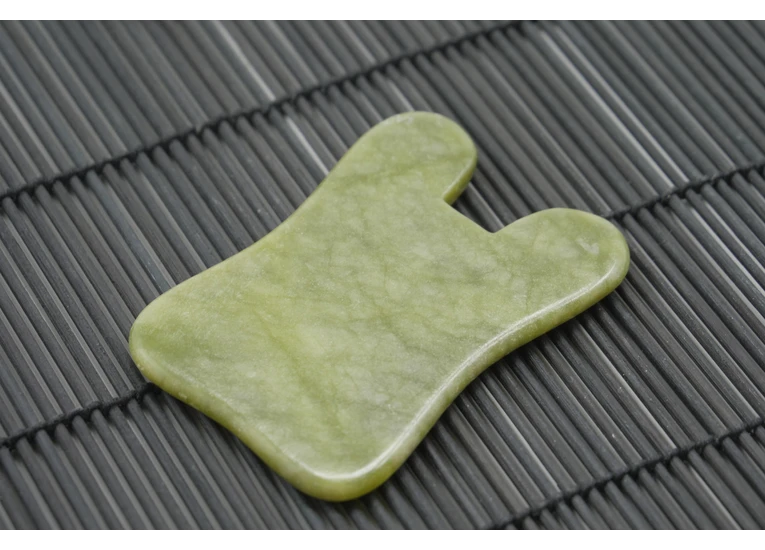 Скребок Гуаша нефрит Жад майка