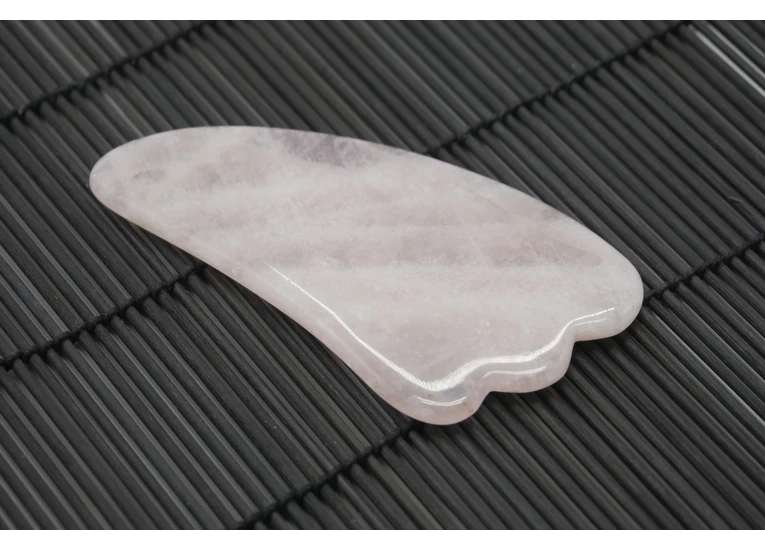 Скребок Гуаша розовый кварц 3-х палый