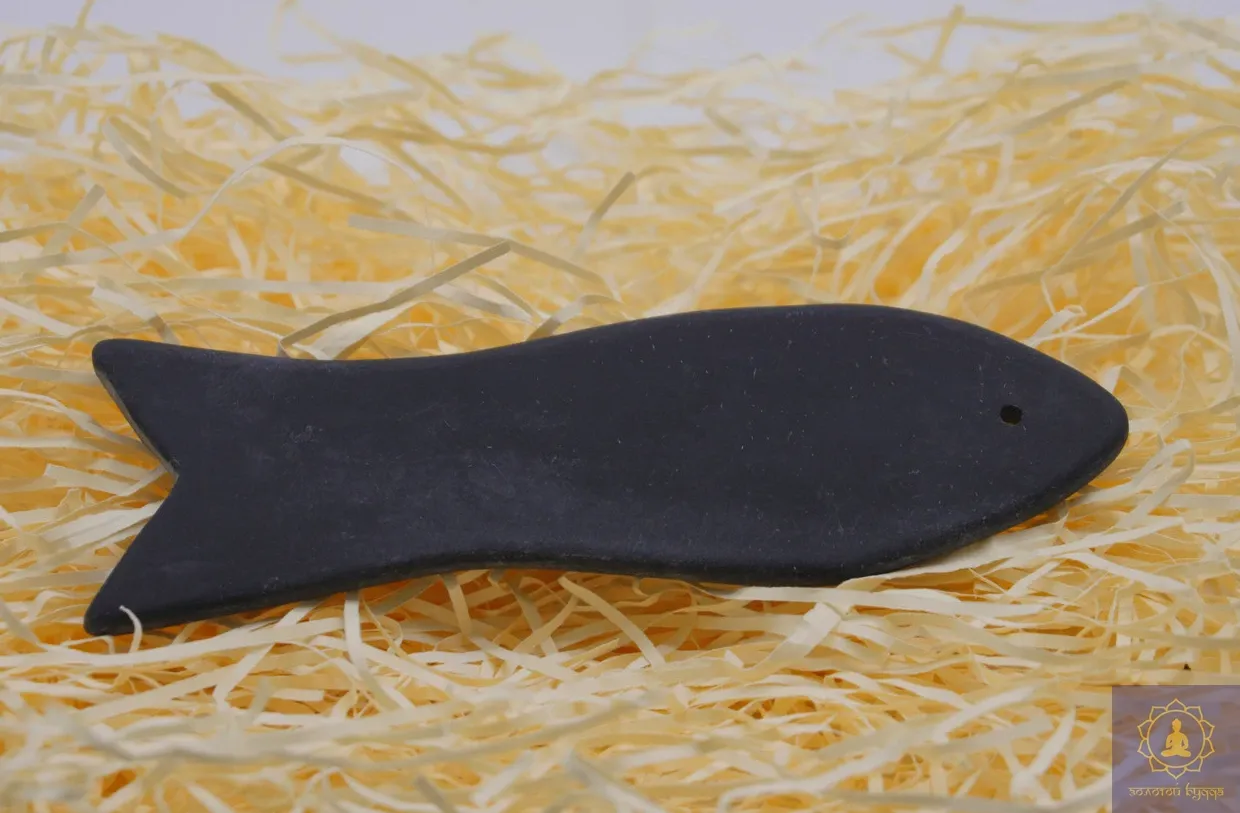 Гуаша скребок шунгіт  Бянь Ши рибка