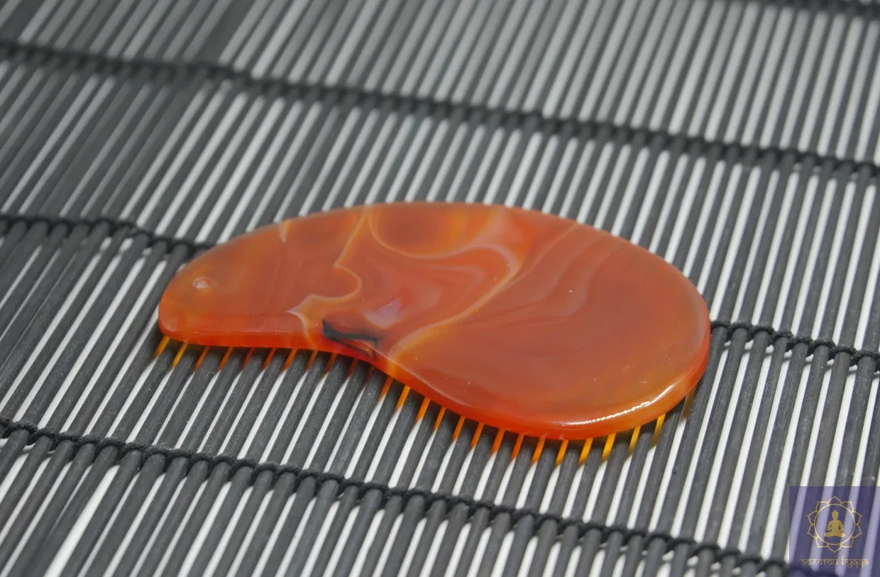 Гуаша скребок сердолік-агат крапля