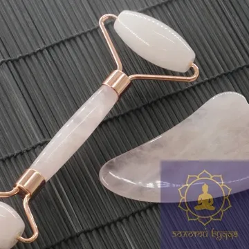 Масажний набір Гуа-ша, роллер та скребок з рожевого кварцу.