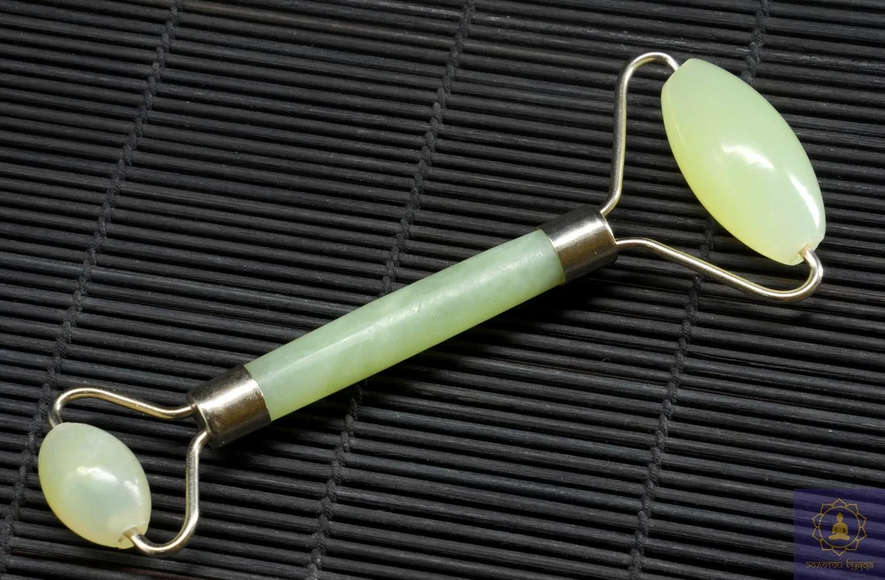 Ролик масажний, нефрит класичний.