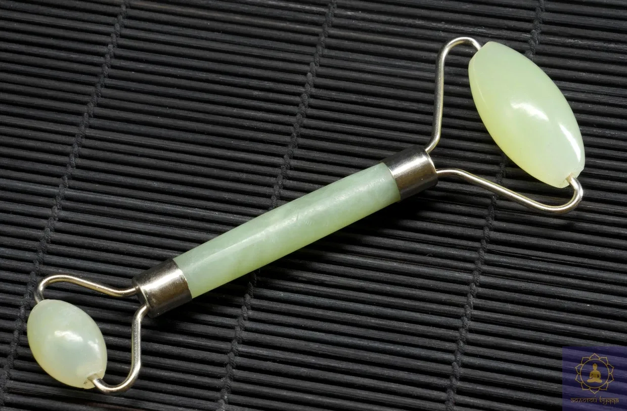 Ролик масажний, нефрит класичний.