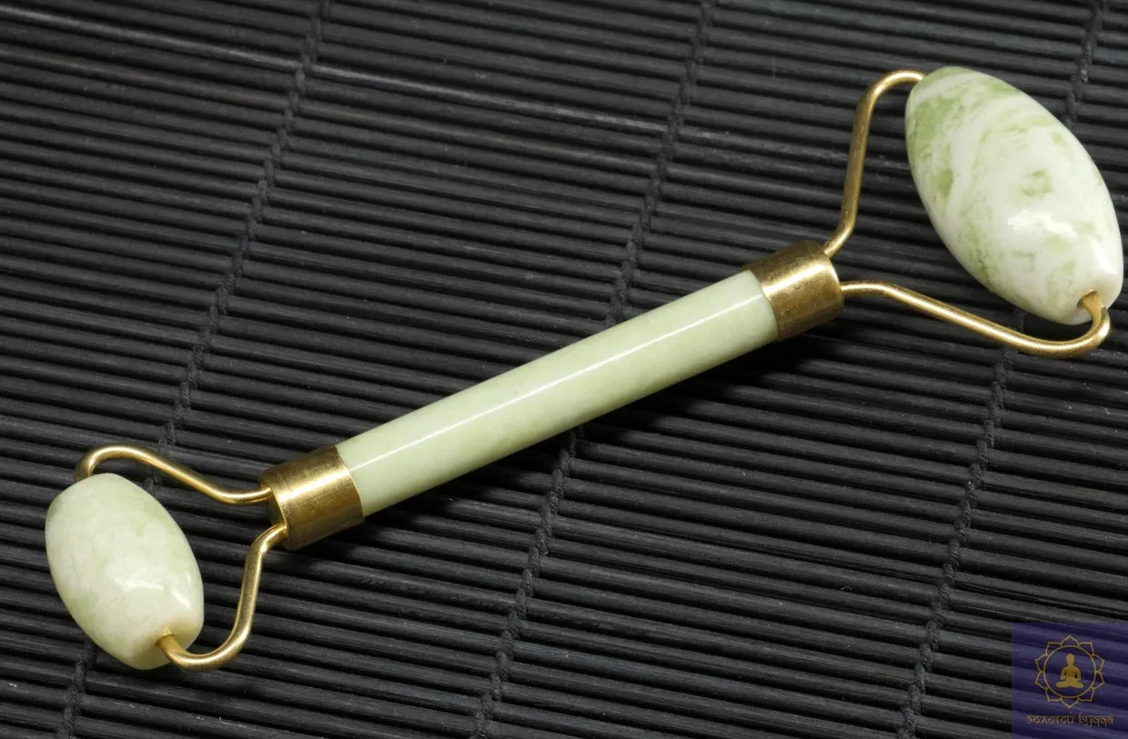 Ролик массажный, нефрит облачный