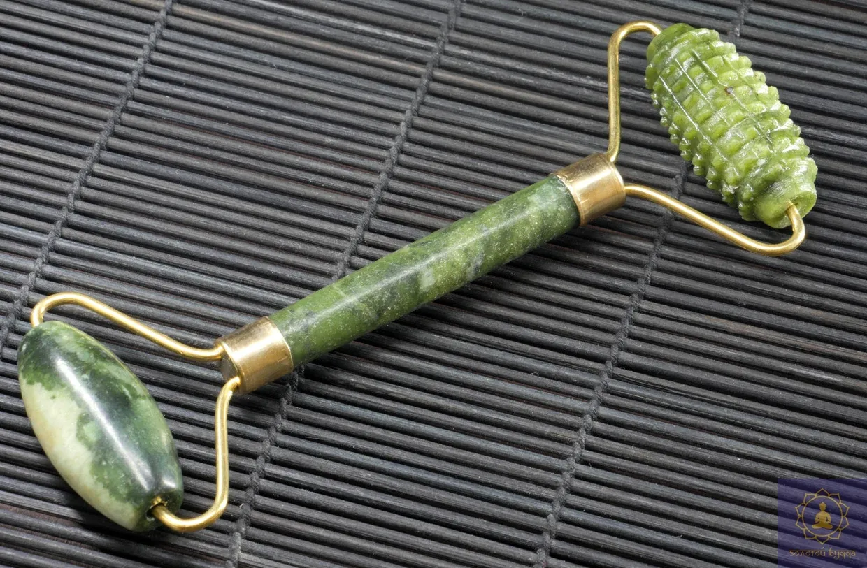 Ролик массажный, нефрит жад 