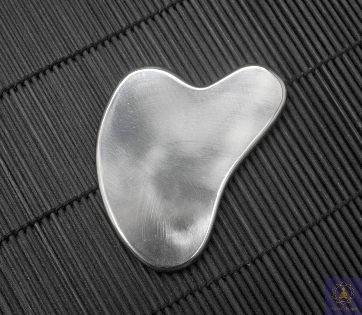 Гуаша скребок нержавеющая сталь, сердце
