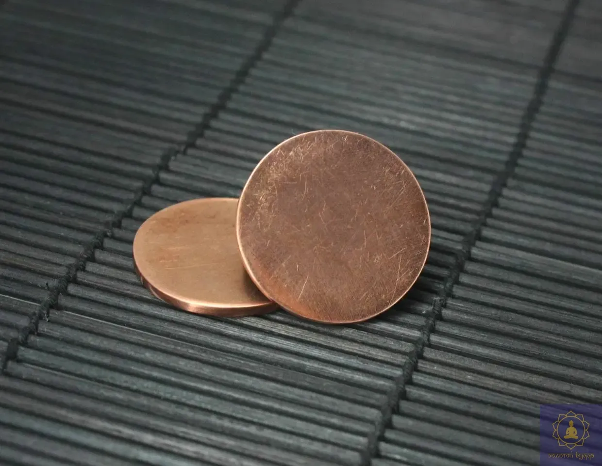 Скребок медный монетка, d=2.7см