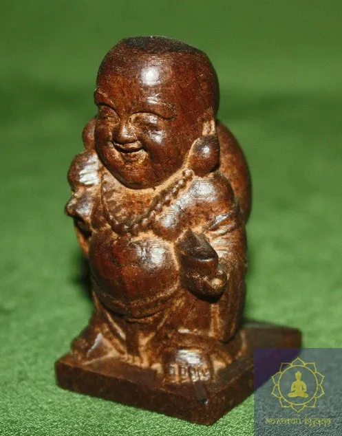 Хотей. Дерево - Рудракша.