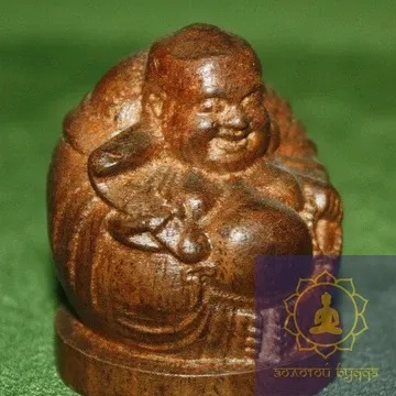 Хотэй. Дерево - Рудракша.