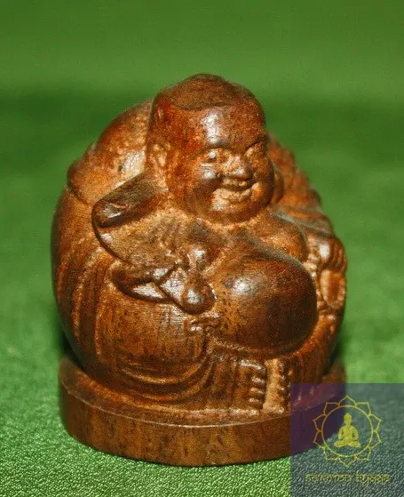 Хотей. Дерево - Рудракша.