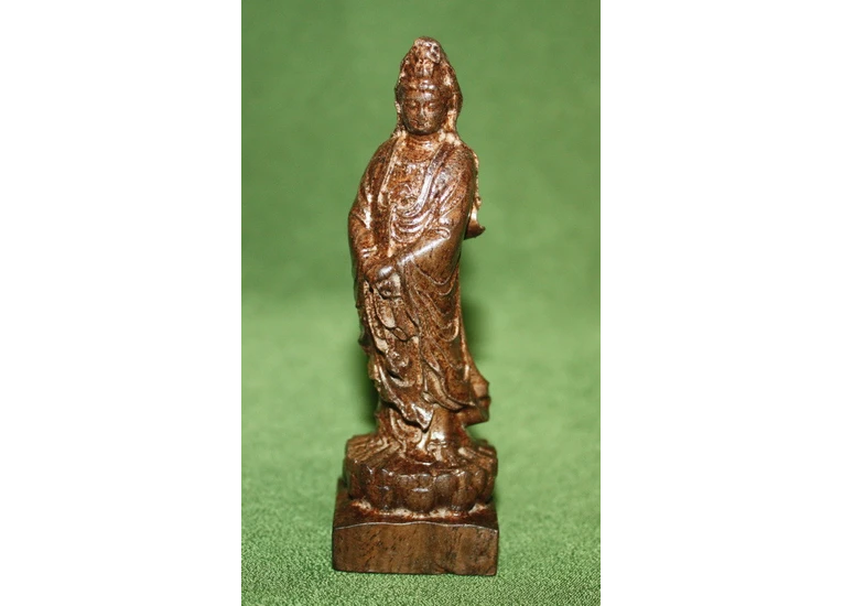 Гуань-Инь.Резьба по дереву - Рудракша.