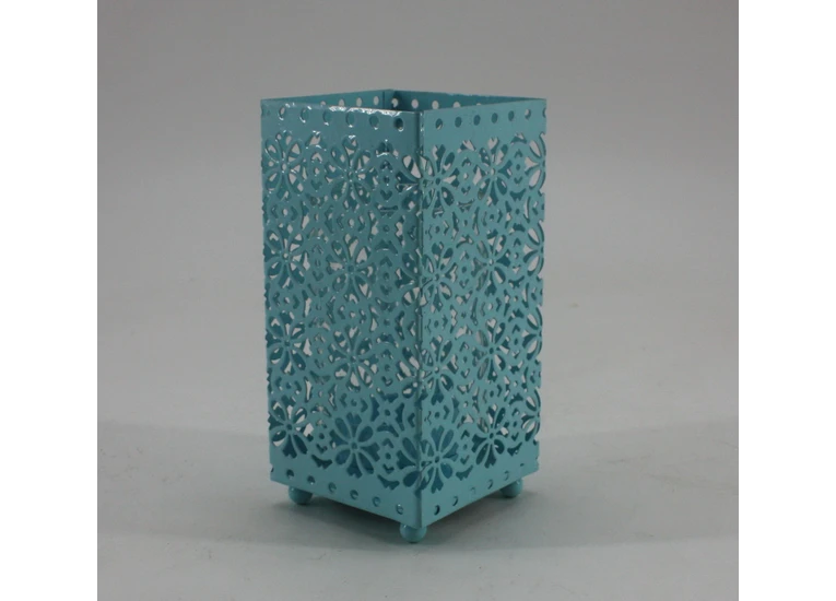 Подсвечник с гранями