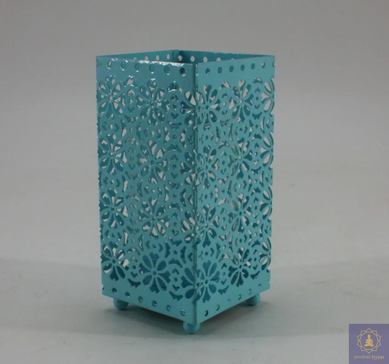 Підсвичник з гранями